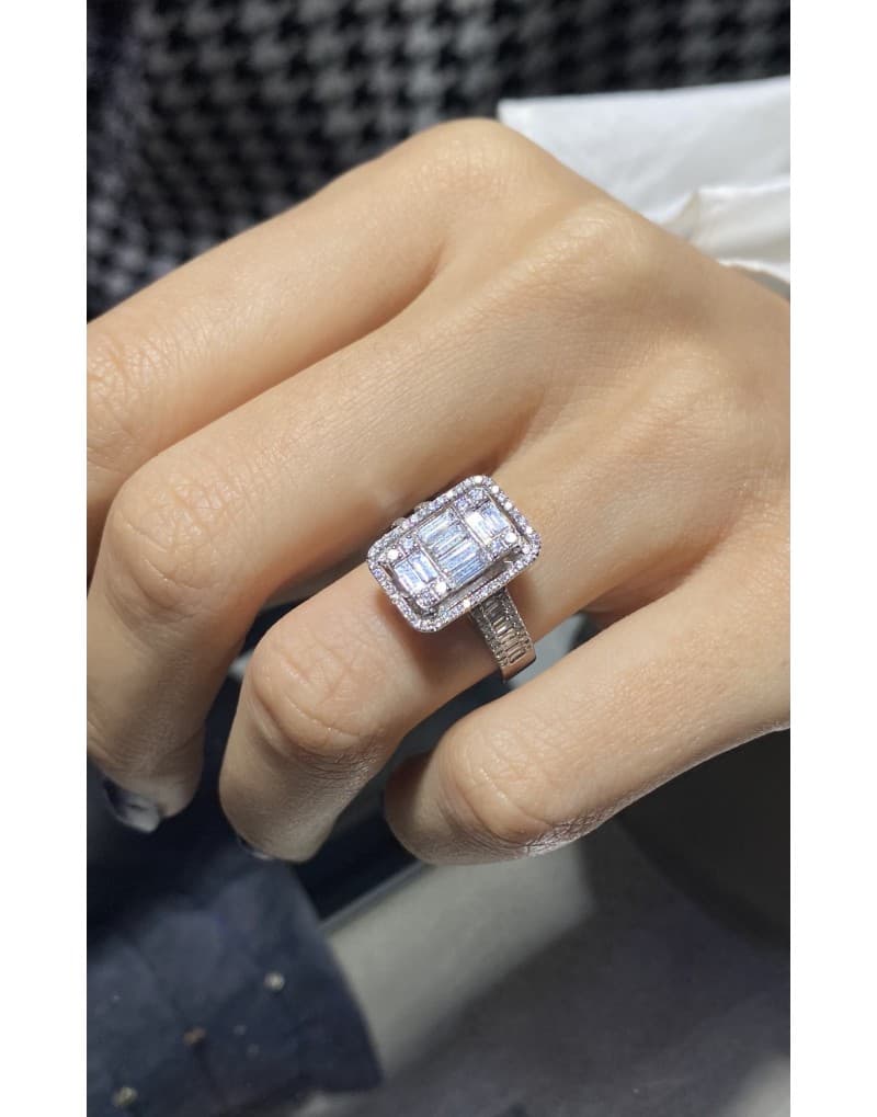 1.30ct F Rengi Baget Yüzük
