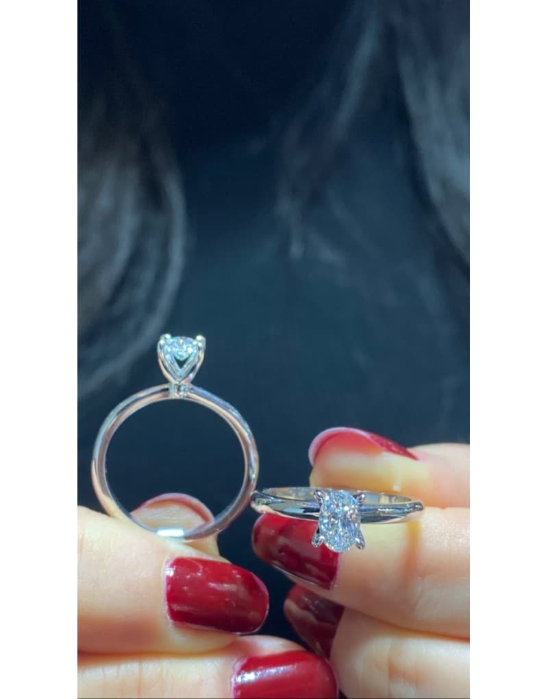 HRD Pençe Tırnak 1.00ct F Rengi Oval Tektaş