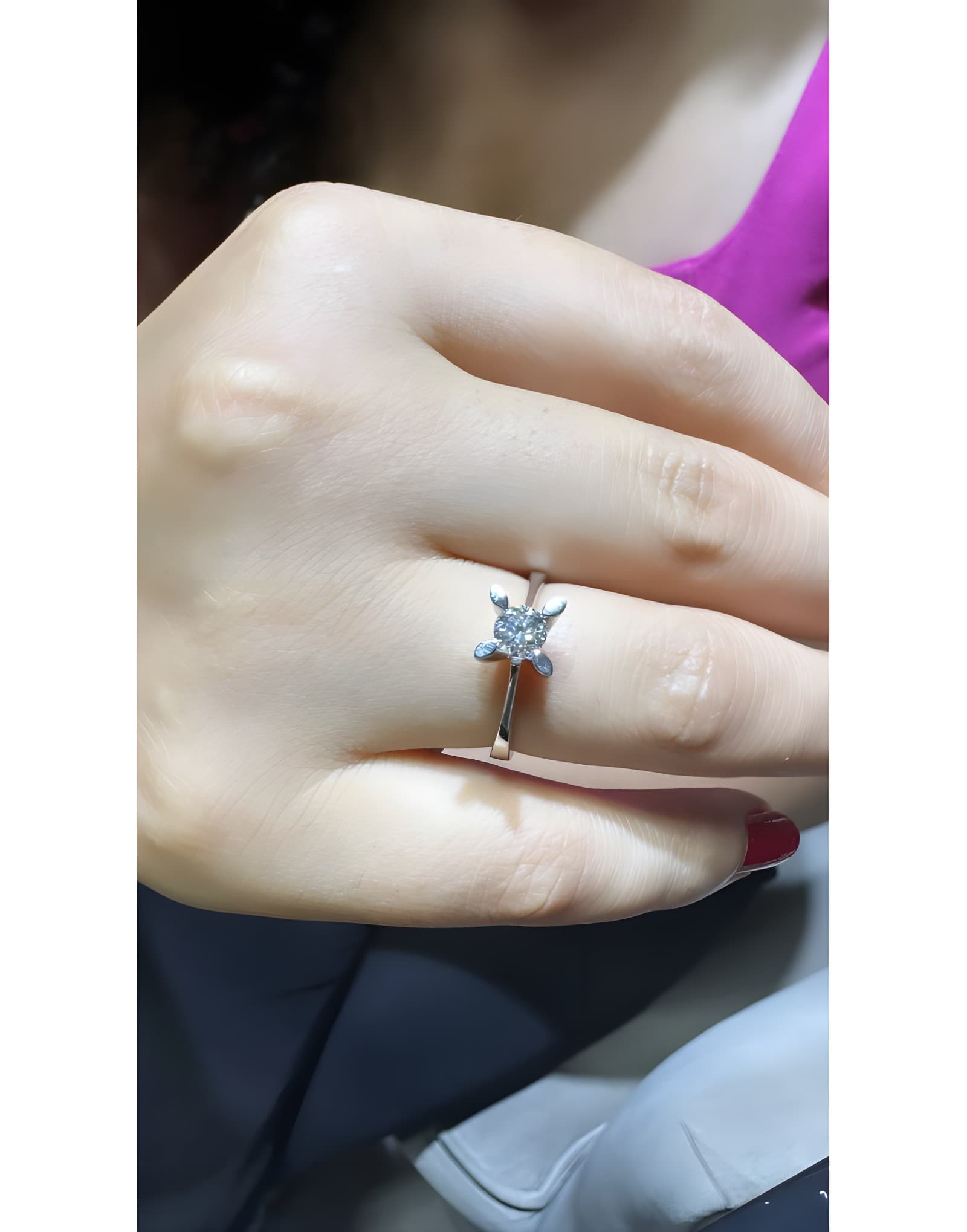 HRD SERTİFİKALI 0.40ct F Rengi Tektaş Pırlanta Yüzük