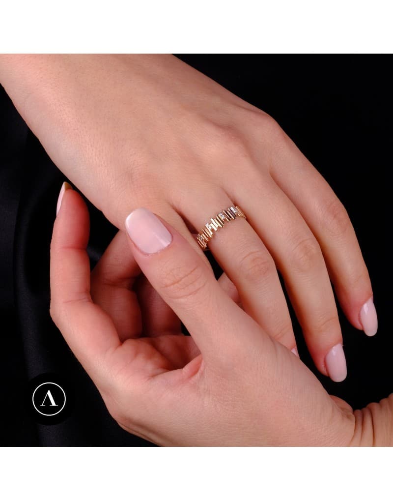 0.10ct Şerit Pırlanta Yüzük