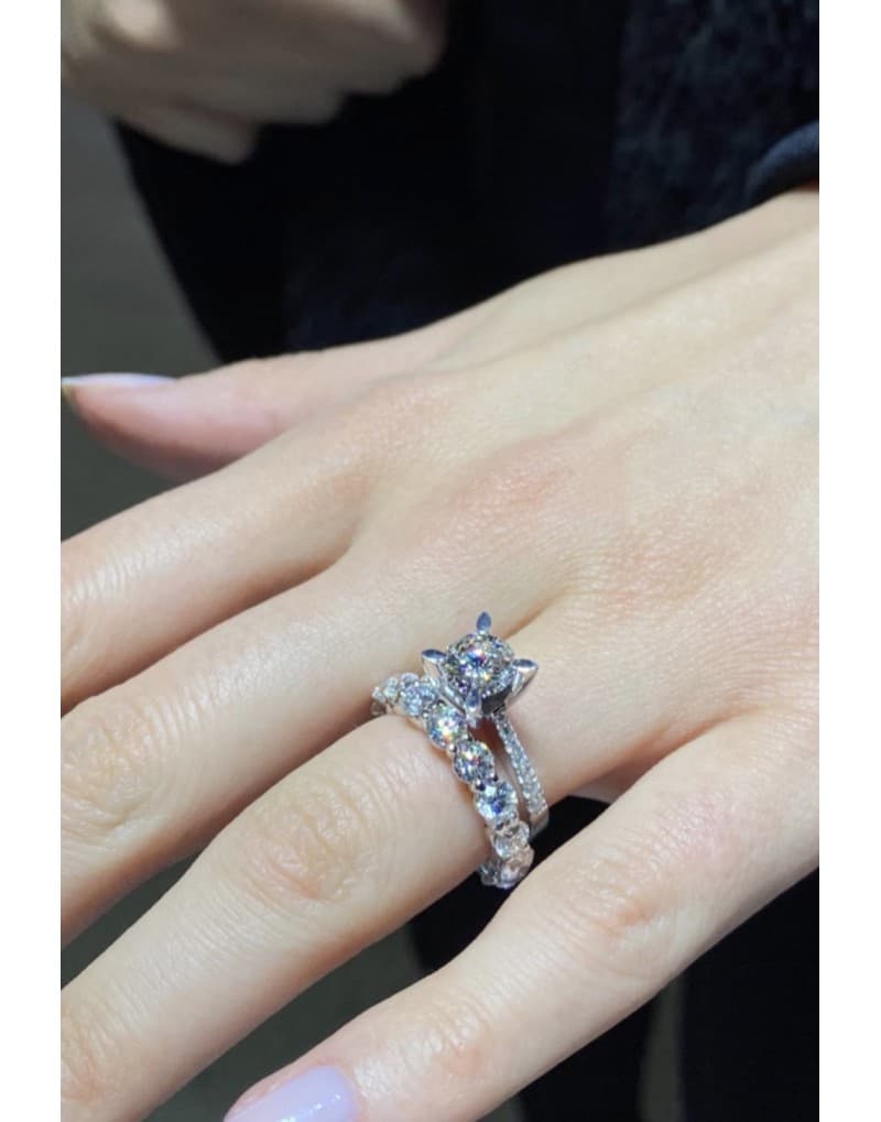 0.30ct Kar tanesi Pırlanta Kolye