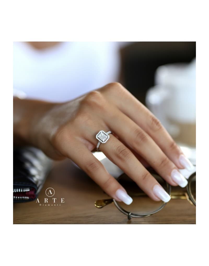 0.55ct F rengi Arte Baget Pırlanta Yüzük
