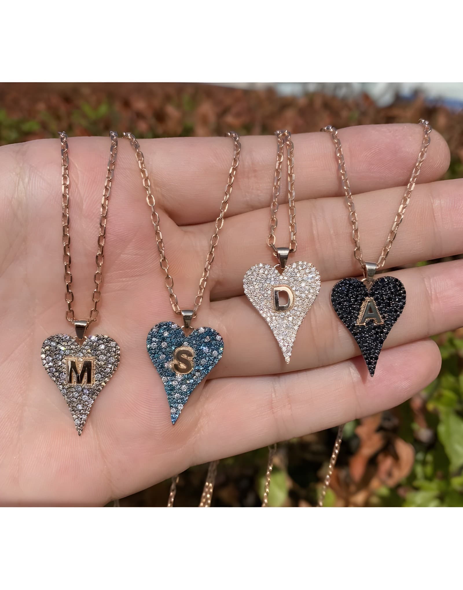 In my heart Mavi Pırlantalı Harf Kolye