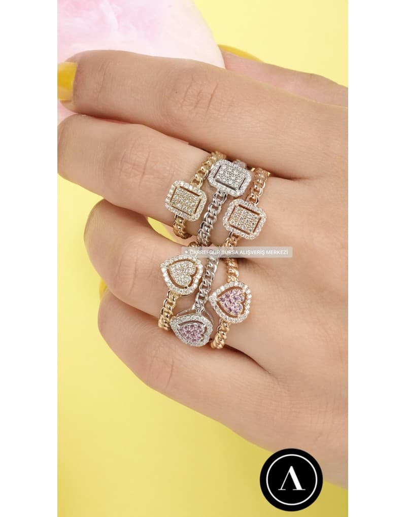 Arte Pink Safir ve Pırlantalı Zincir Altın Yüzük