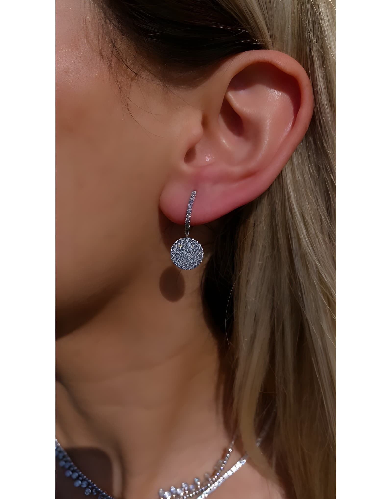 1.00ct Pırlanta Arte Style Altın Küpe