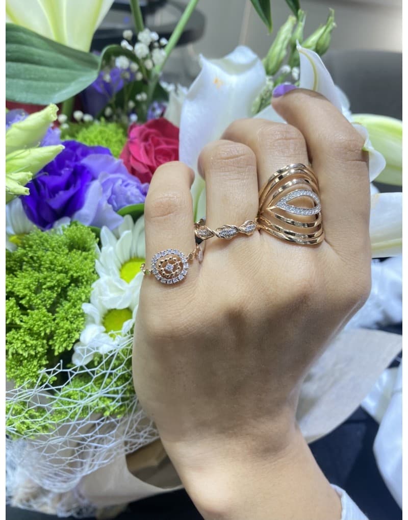 Burgu 0.12ct Pırlantalı Altın Yüzük