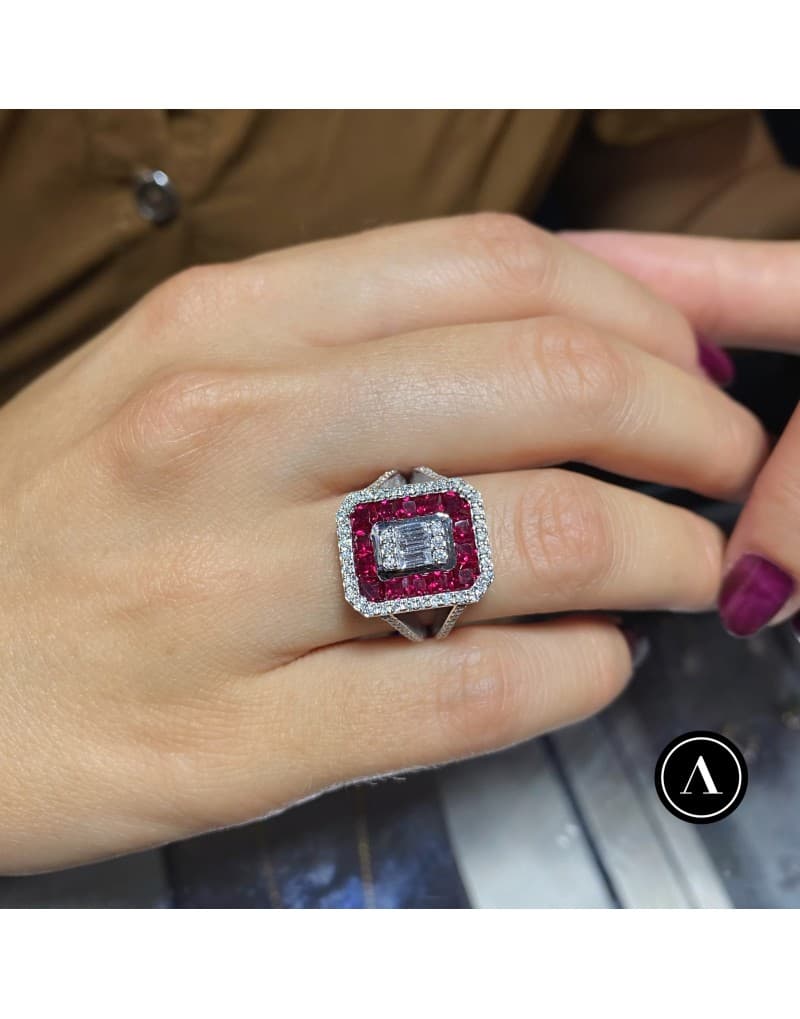 Arco Sapphire Altın Küpe