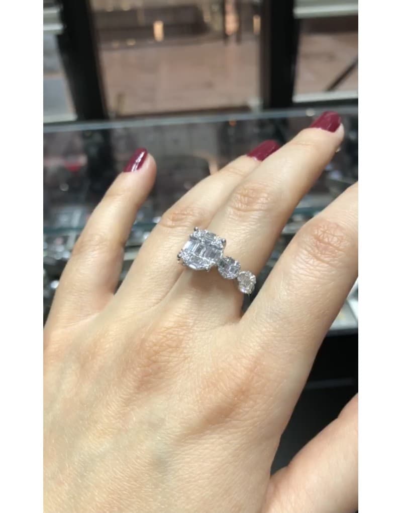 4.00ct Görünüm Pırlanta Puzzle Altın Küpe