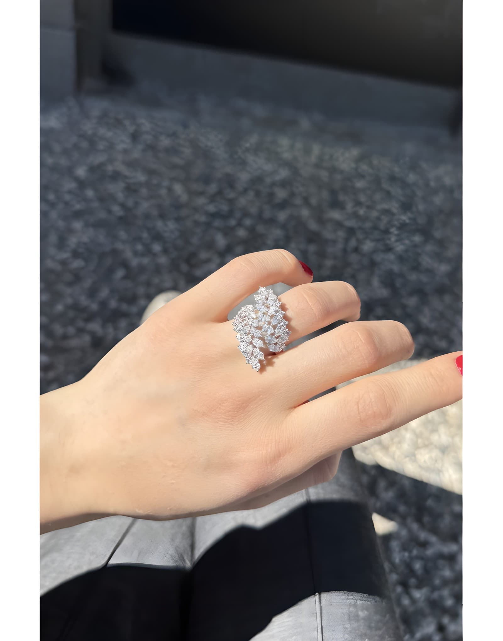 3.70 CT F VS PIRLANTALI YÜZÜK