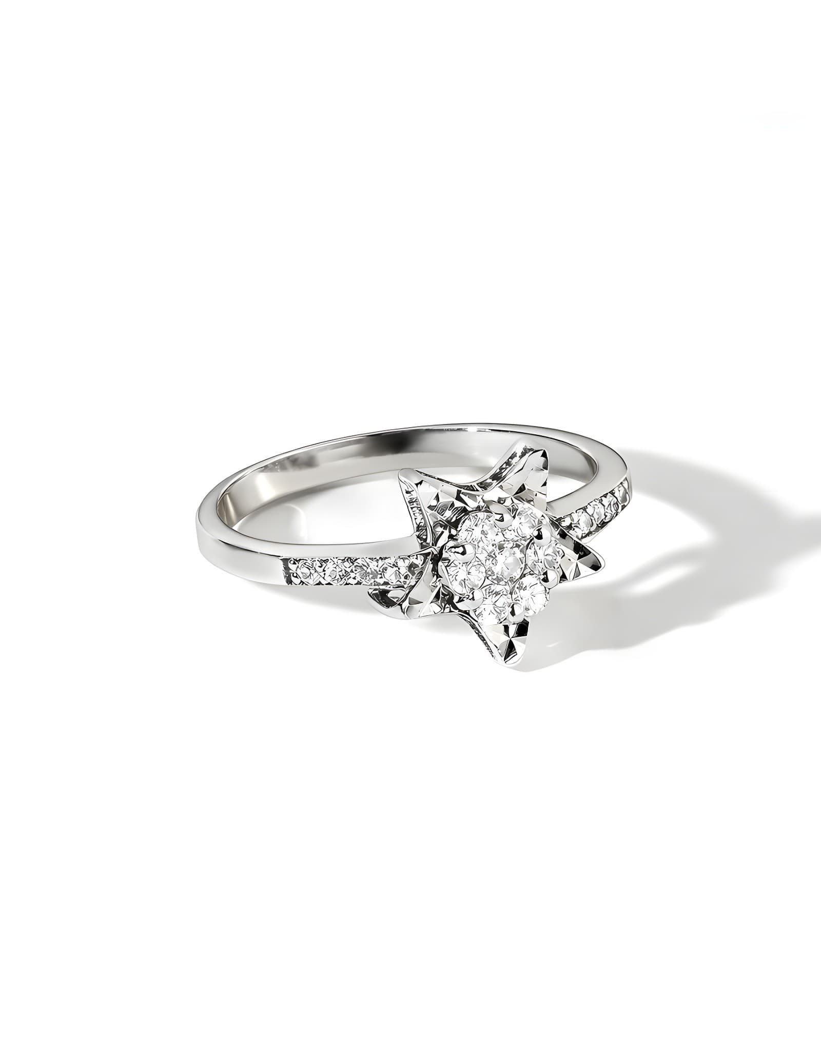 0.30ct F Rengi Pırlantalı Yıldız Altın Yüzük