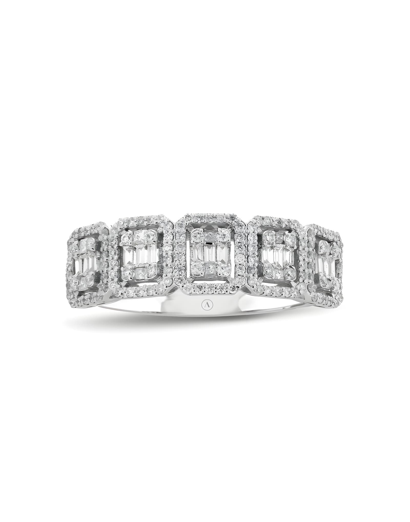 0.70ct F Rengi Beştaş Baget Pırlanta Yüzük
