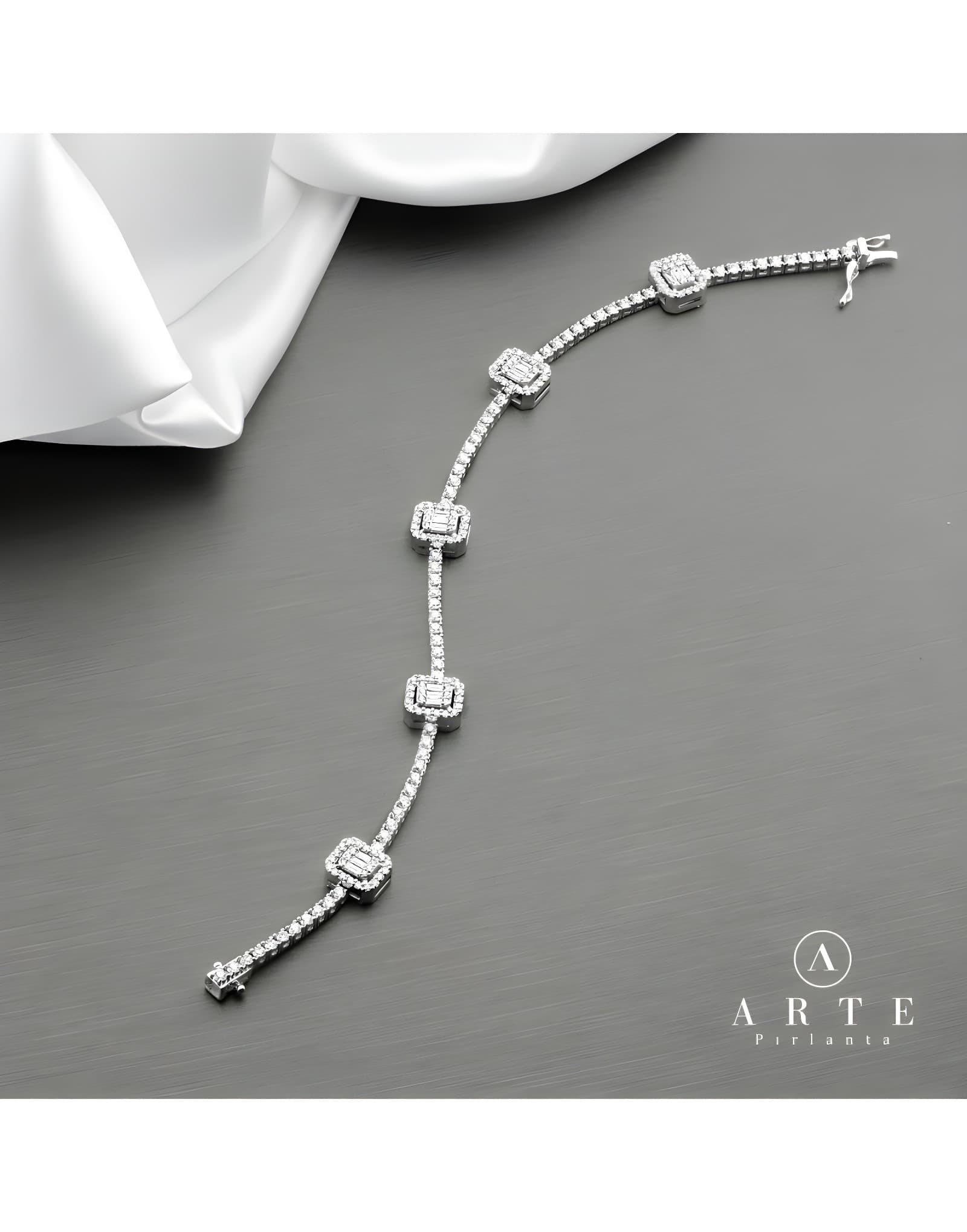 2.30ct F Rengi Baget Pırlanta Bileklik — 2. görünüm