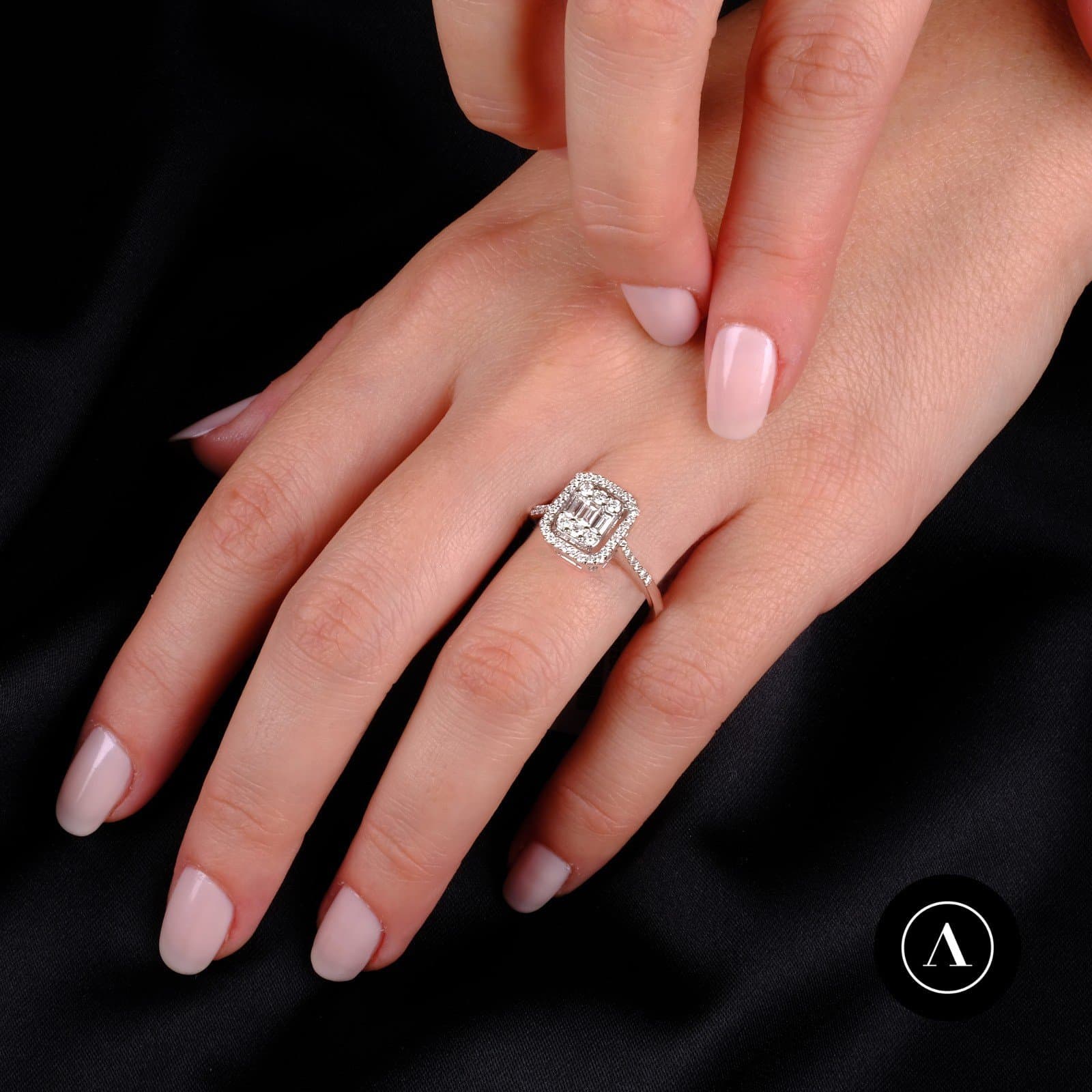 0.50ct F Rengi Baget Pırlanta — 4. görünüm