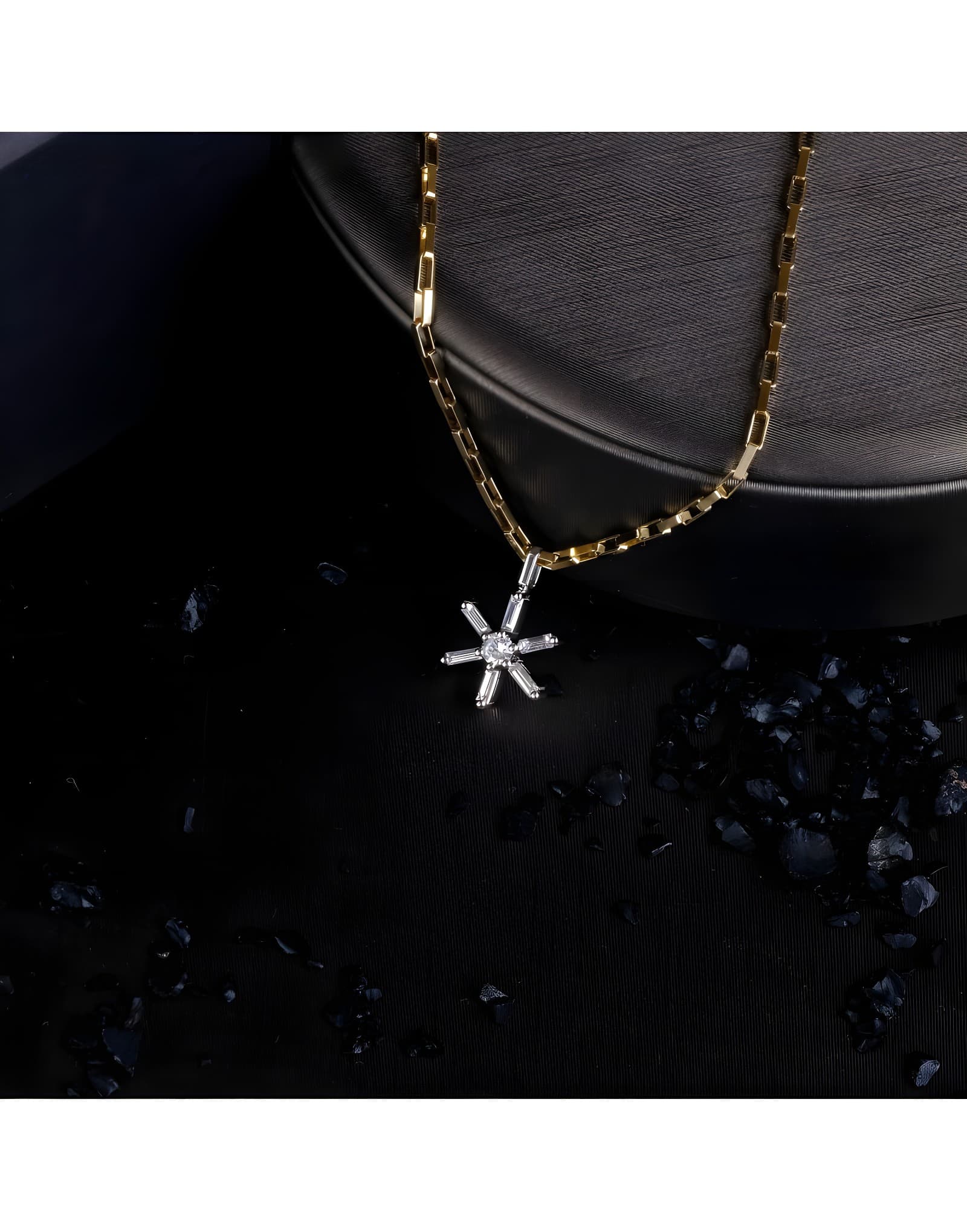 0.30ct Kar tanesi Pırlanta Kolye — 2. görünüm