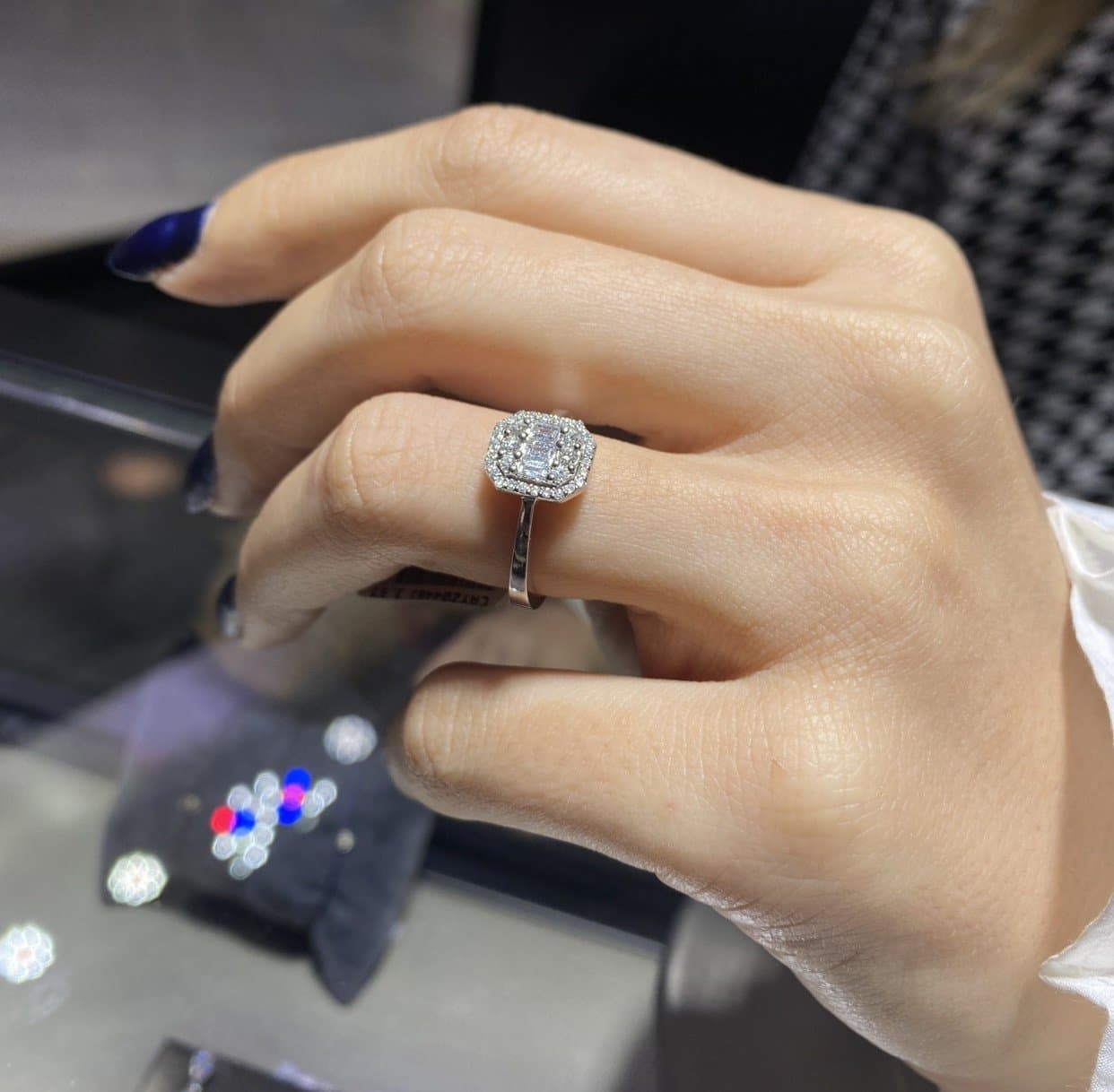 0.40ct F rengi Baget Pırlanta Yüzük — 5. görünüm