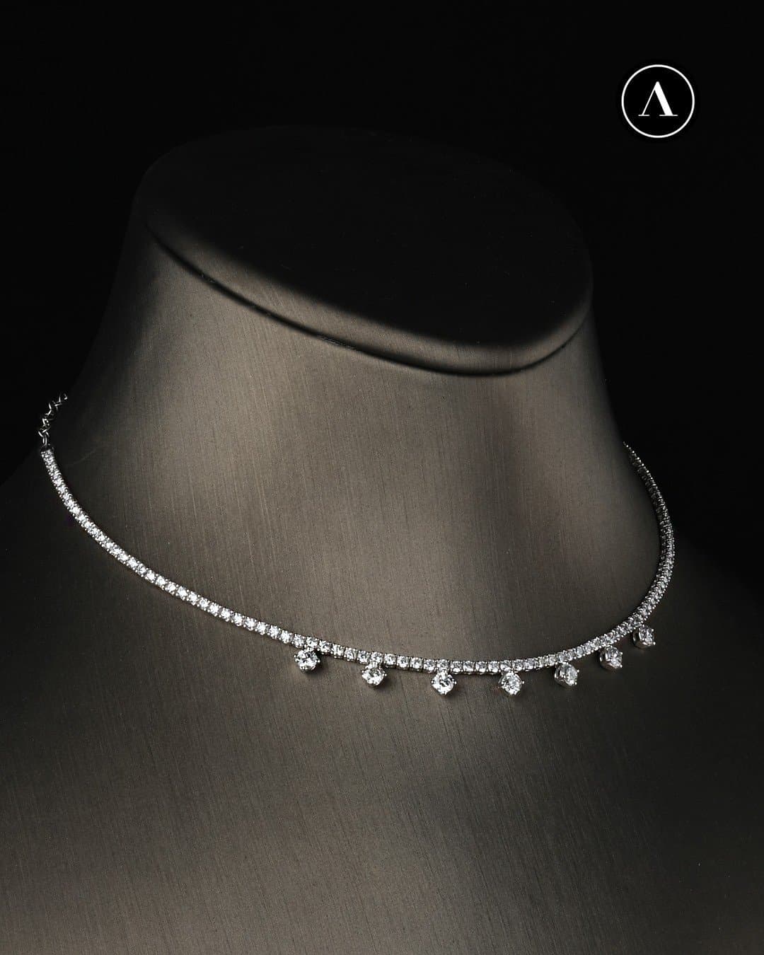 3.50ct F Rengi 7 sallantılı Tennis Choker — 5. görünüm