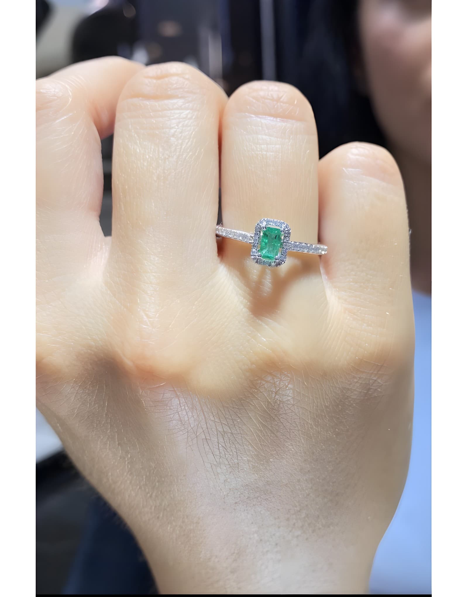 0.50ct Pırlantalı Zümrüt Yüzük — 2. görünüm