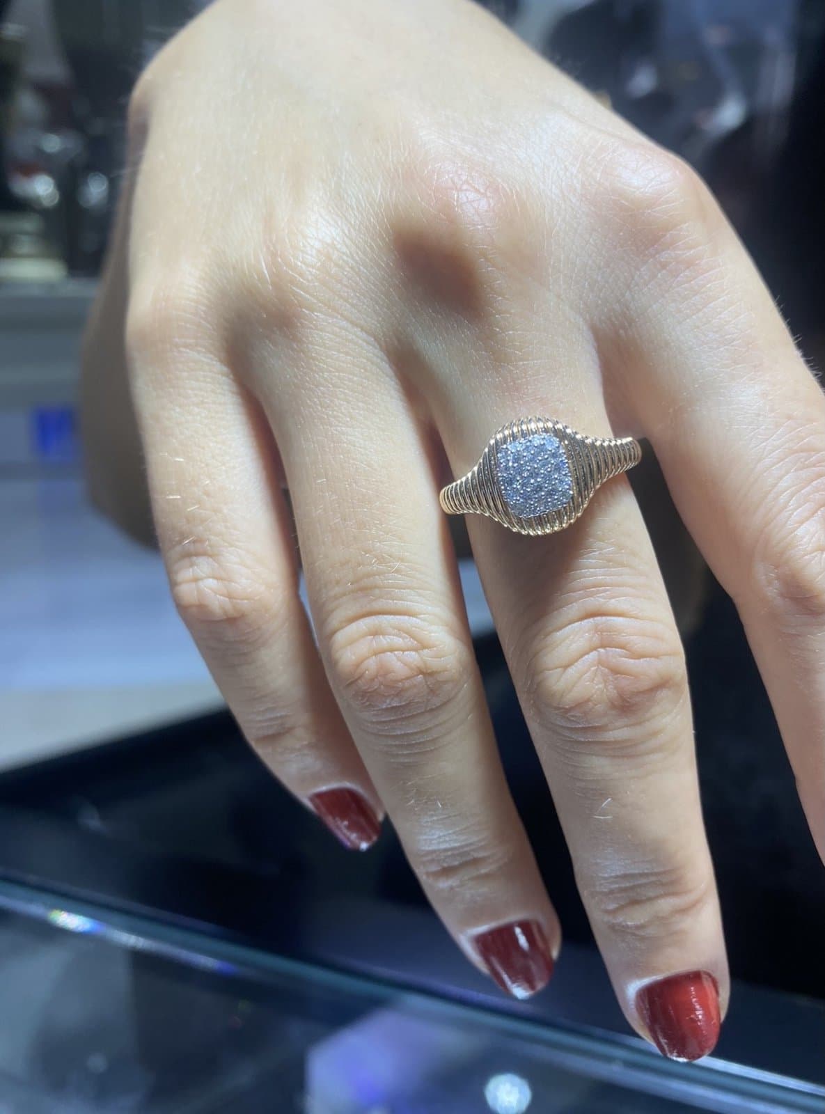 0.25ct F Rengi Roz Altın Günlük Tarz Yüzük — 4. görünüm