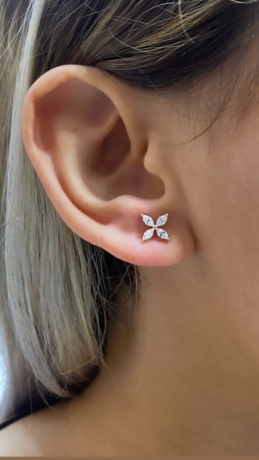 0.55ct F Rengi Markiz Pırlanta Altın Küpe — 3. görünüm