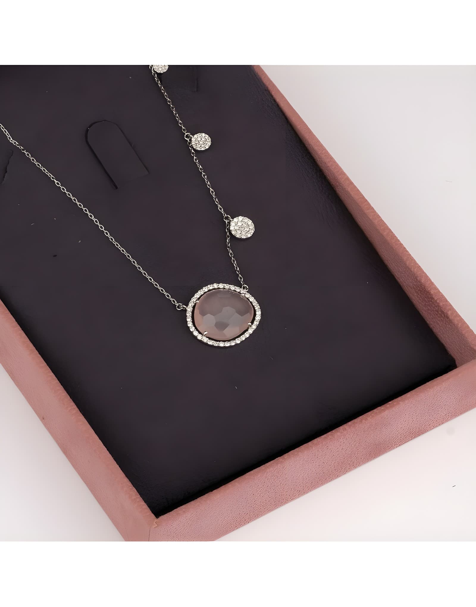 0.60ct F Rengi Pırlanta Sedefli Altın Kolye — 2. görünüm