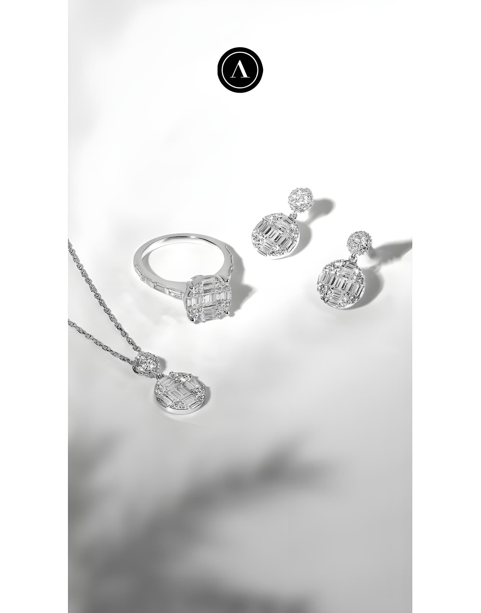 1.40 ct F / VS Baget Pırlantalı Altın Küpe — 2. görünüm