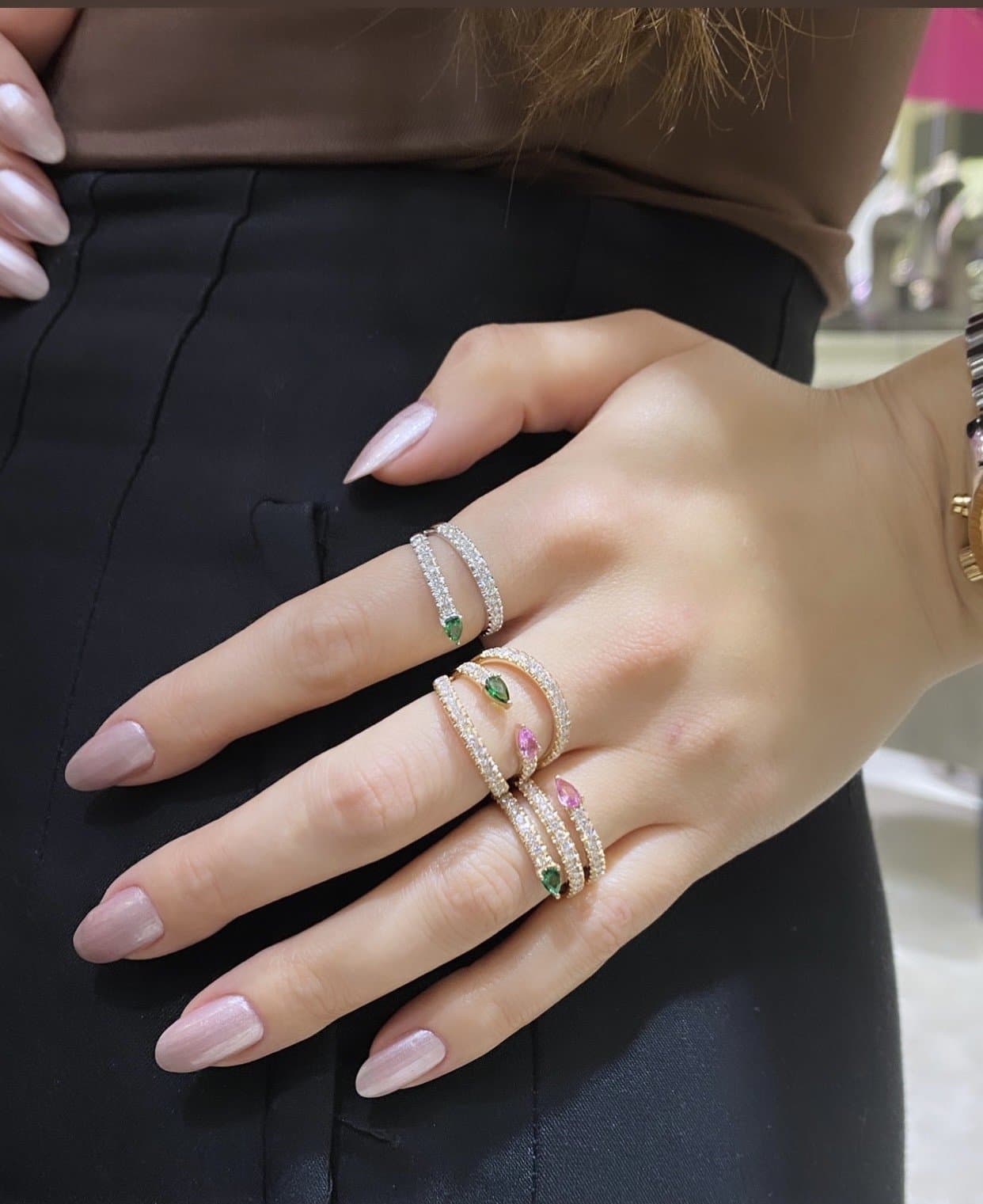 IVY Pink and Sapphire Pırlantalı Altın Yüzük — 4. görünüm
