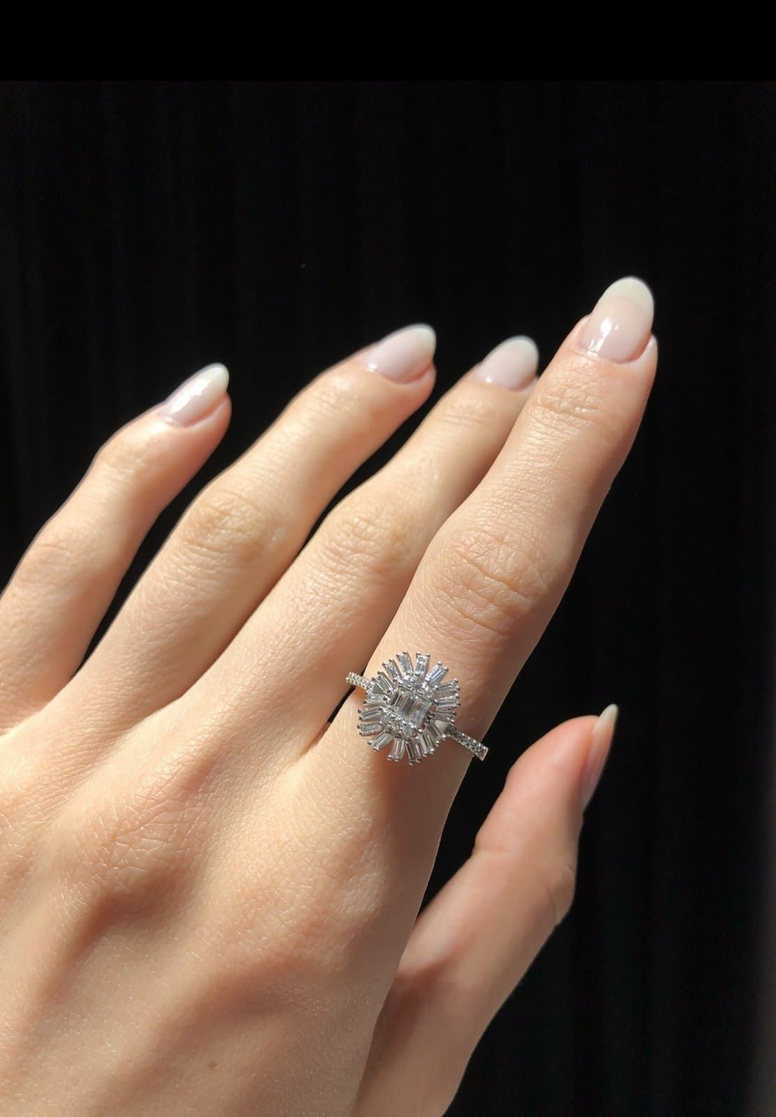 0.65ct F Rengi Baget Pırlanta Altın Yüzük — 4. görünüm