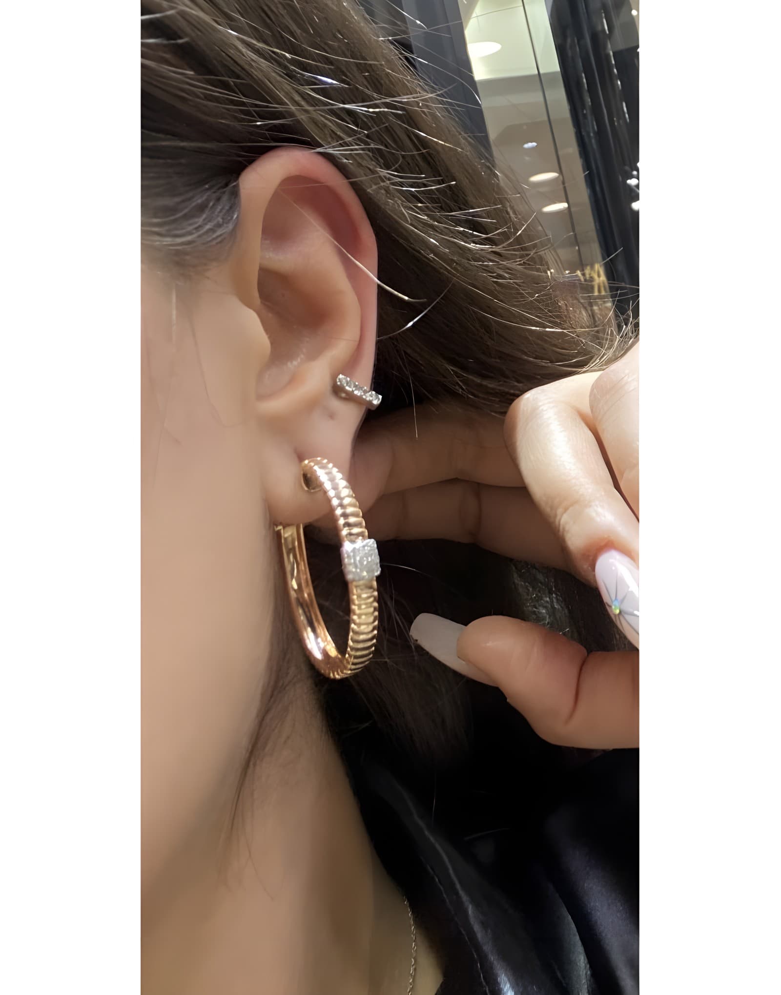 Bottega Pırlantalı Altın Küpe — 2. görünüm