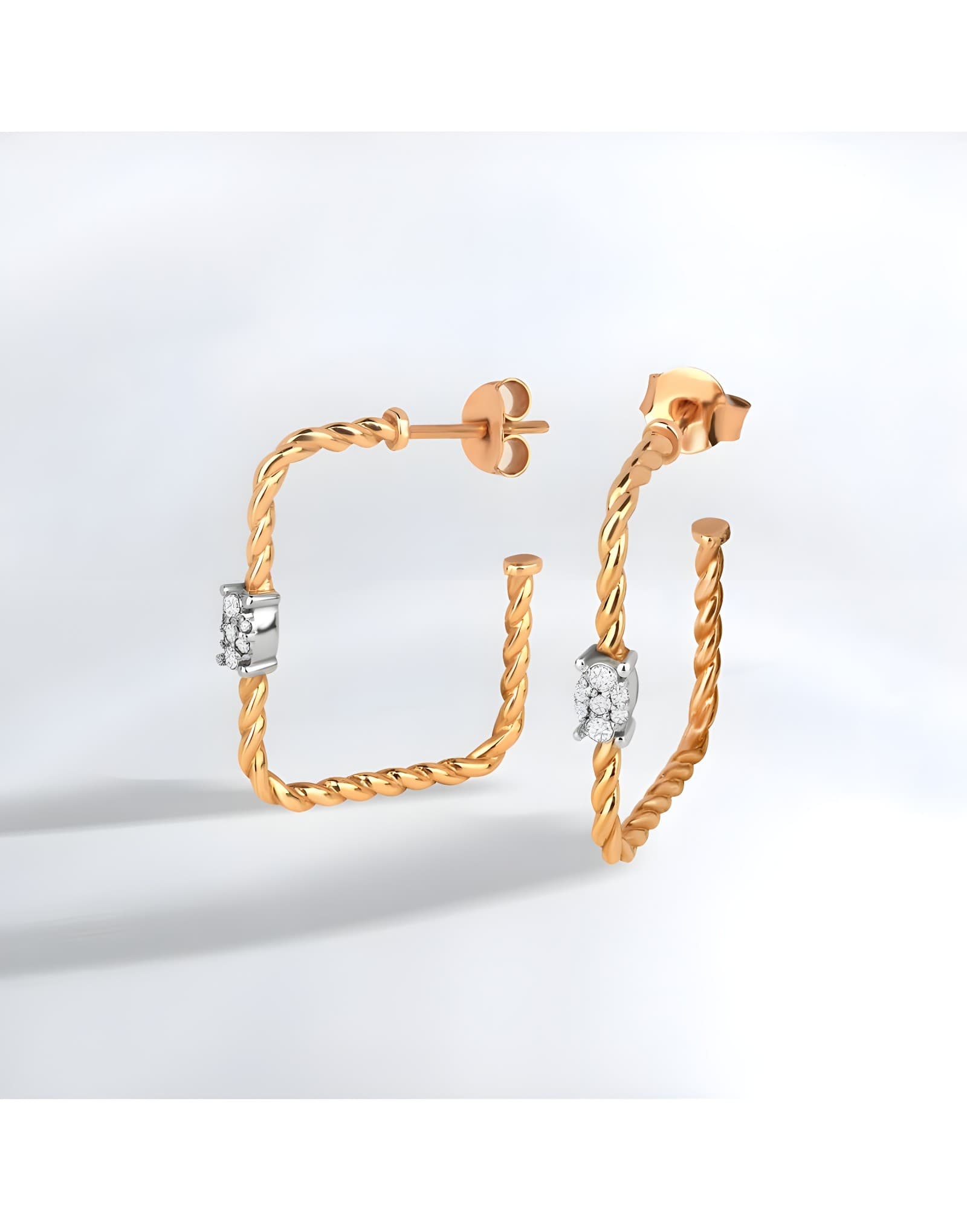 0.10ct Pırlantalı Günlük Stil Altın Küpe