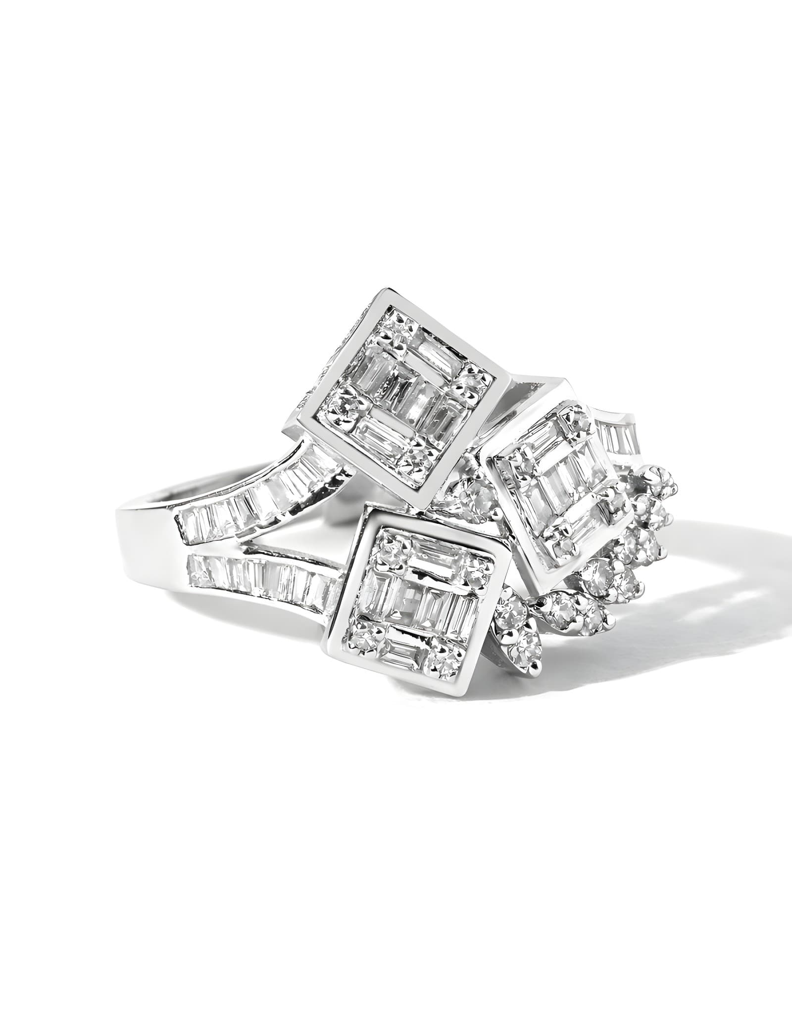 0.55 ct F / VS Baget Pırlantalı Altın Yüzük