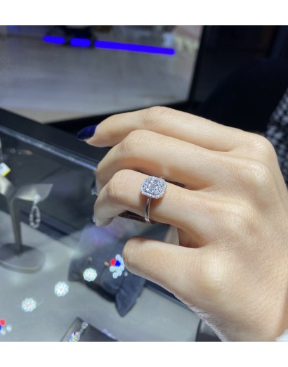 0.40ct F Color Baguette Diamond Ring